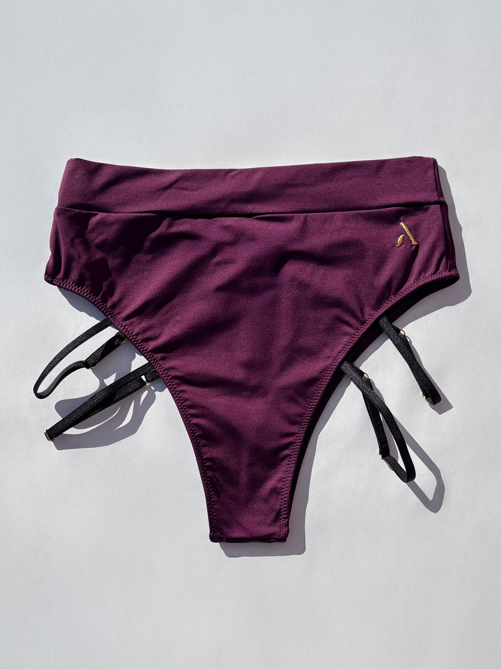 Pantoloncini da pole dance con elementi elastici color vino