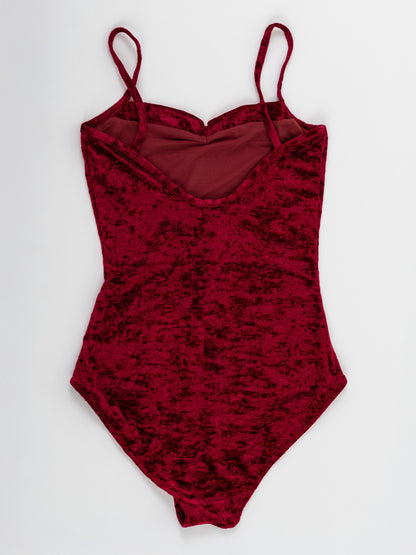 Body da pole dance in velluto rosso, stile lusso