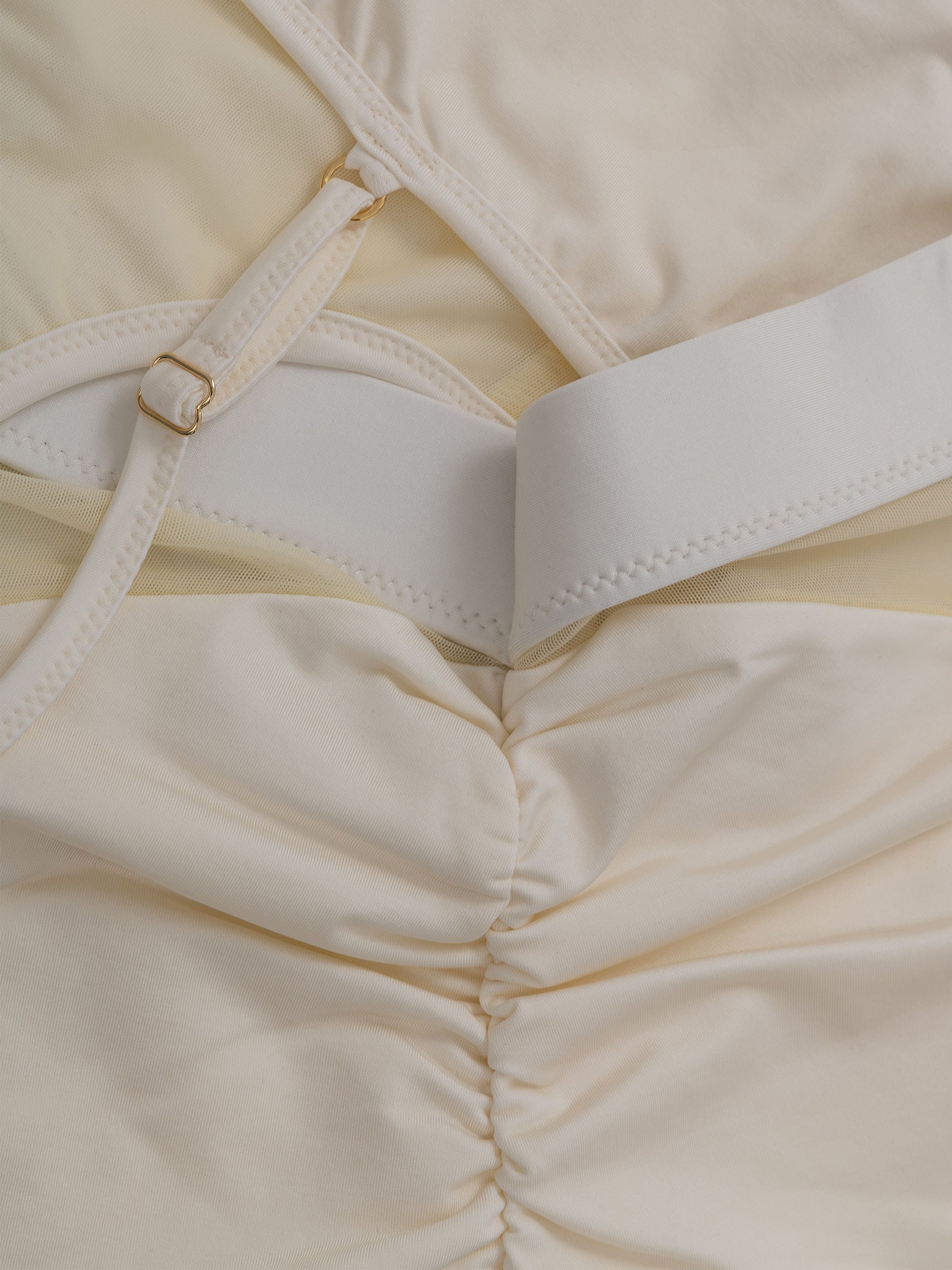 Pantaloncini da pole dance color bianco con inserti in rete